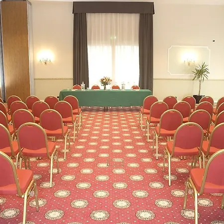 Hotel Bologna San Lazzaro 4*