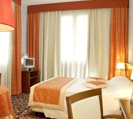 Bologna San Lazzaro Hotel 4*